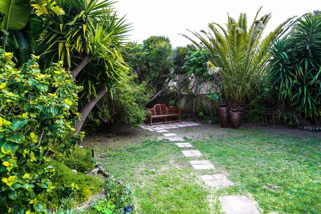 Secret Garden Guesthouse Bloubergstrand Eksteriør bilde