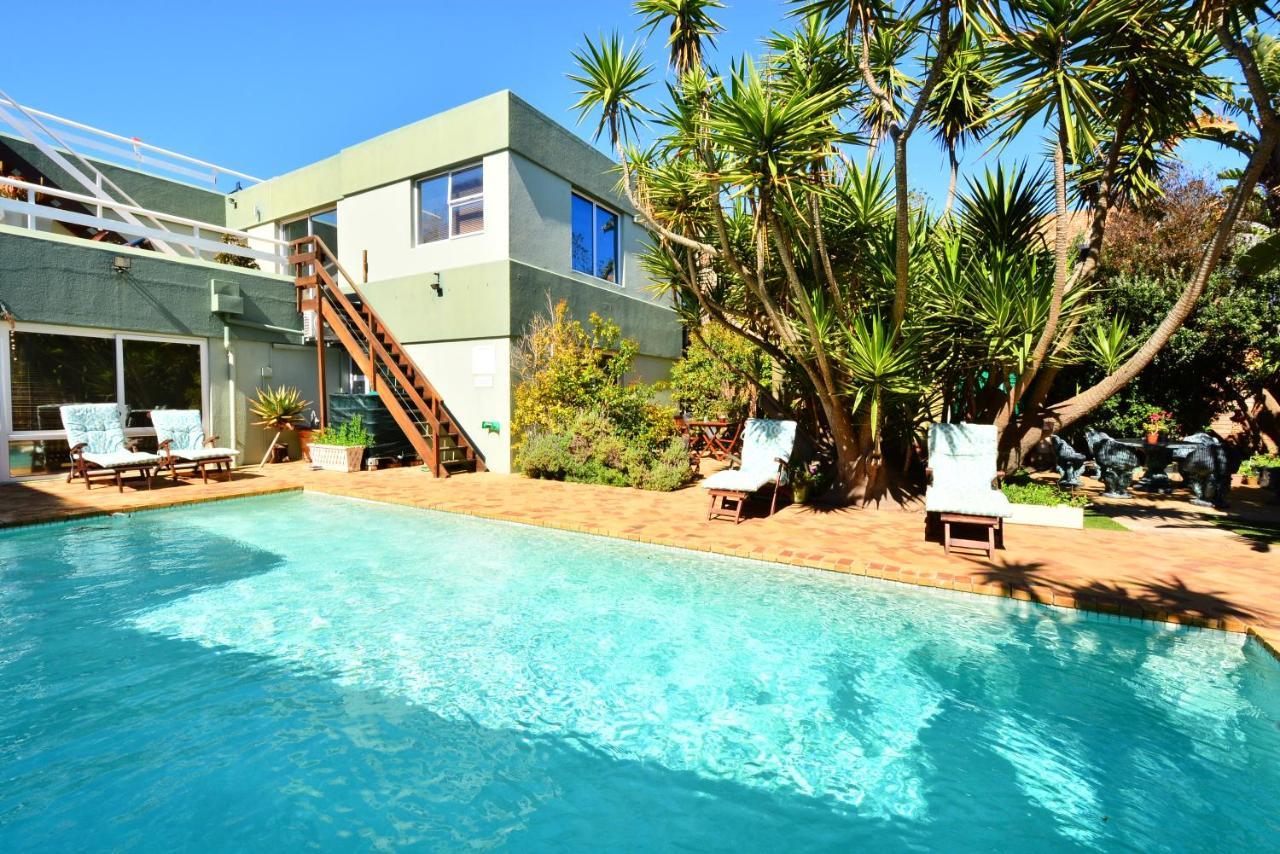 Secret Garden Guesthouse Bloubergstrand Eksteriør bilde